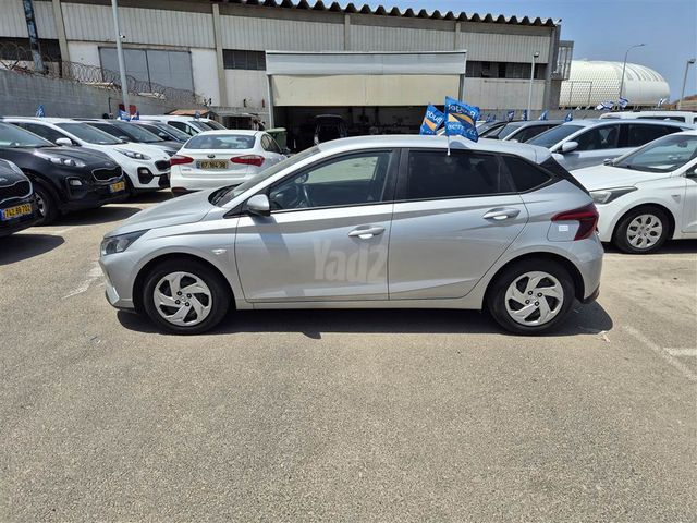 יונדאי i20