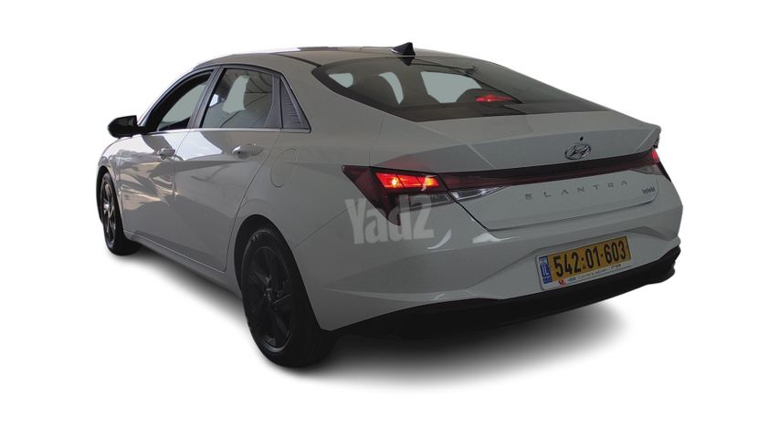 יונדאי אלנטרה