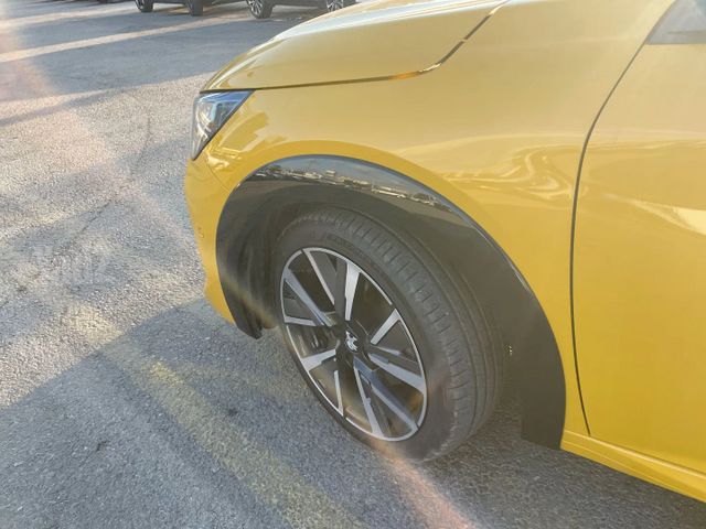 פיג'ו 208
