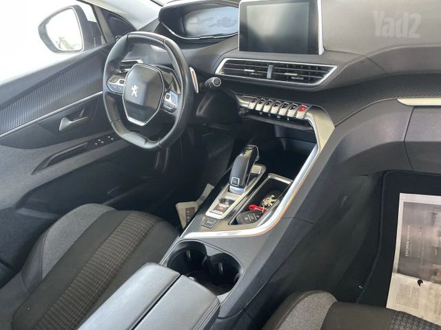 פיג'ו 3008