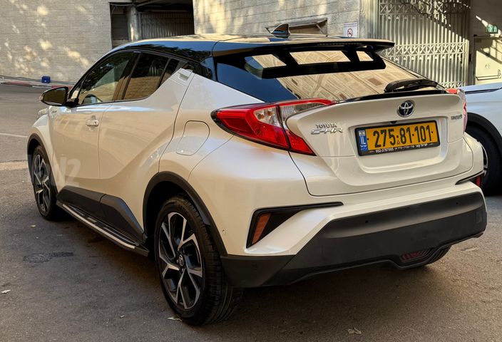 טויוטה C-HR
