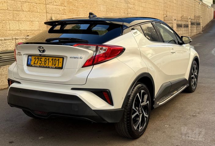 טויוטה C-HR