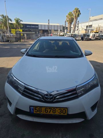 טויוטה קורולה