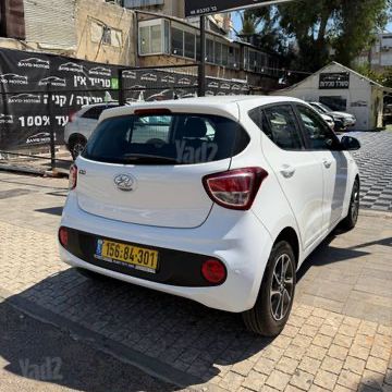 יונדאי i10