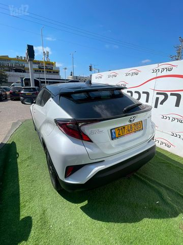 טויוטה C-HR
