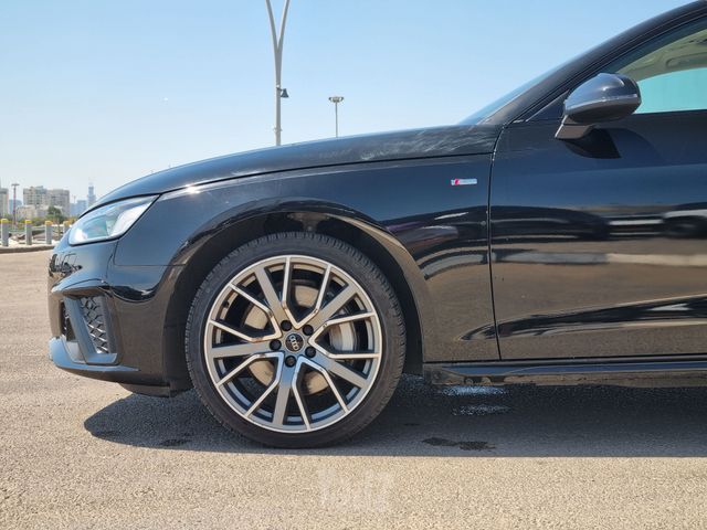 אאודי A4