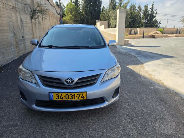 טויוטה קורולה
