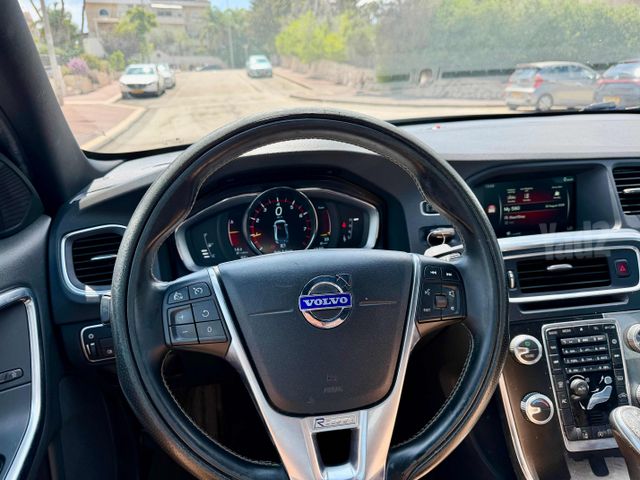 וולוו S60