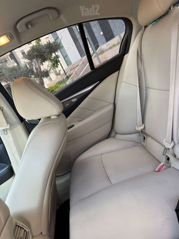 אינפיניטי Q50