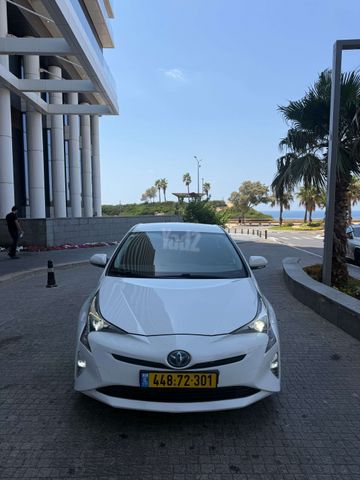 מודעת רכב טויוטה פריוס