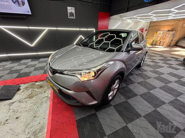טויוטה C-HR