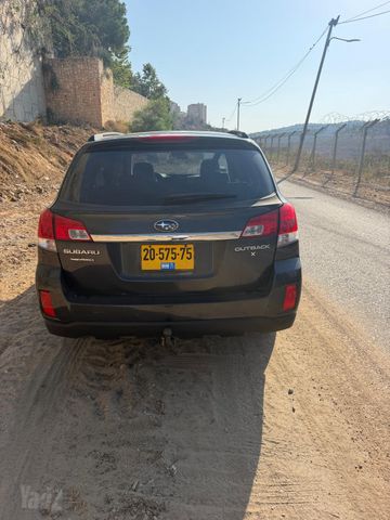 סובארו אאוטבק