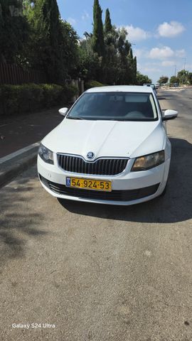 סקודה אוקטביה
