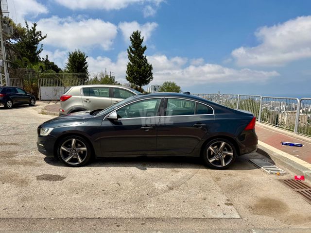 וולוו S60