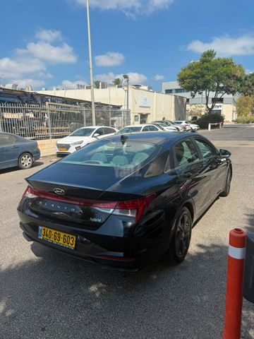 יונדאי אלנטרה