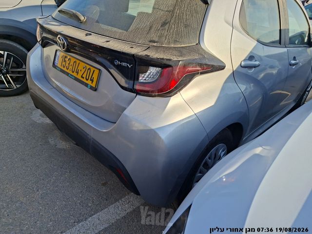 טויוטה יאריס