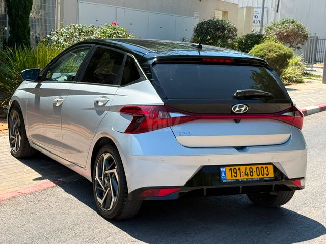 יונדאי i20