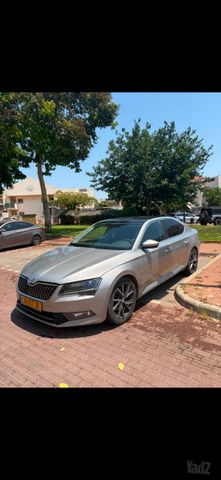 מודעת רכב סקודה סופרב