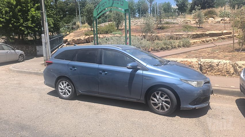 טויוטה אוריס