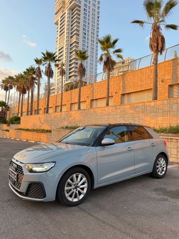 אאודי A1