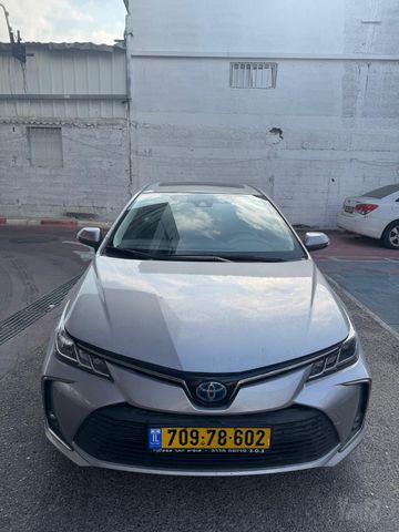 טויוטה קורולה