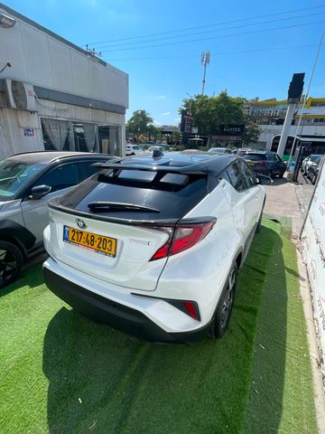טויוטה C-HR
