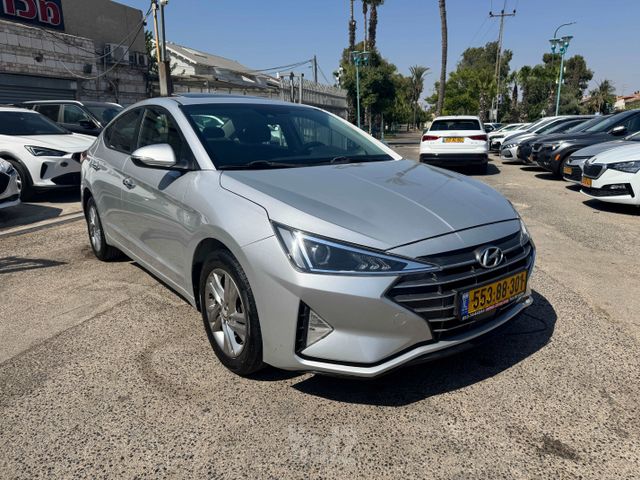 יונדאי אלנטרה