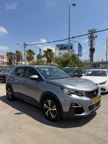 פיג'ו 3008