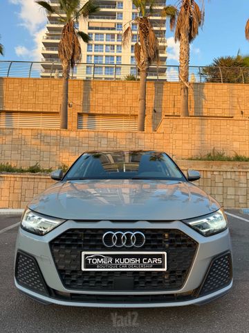 אאודי A1