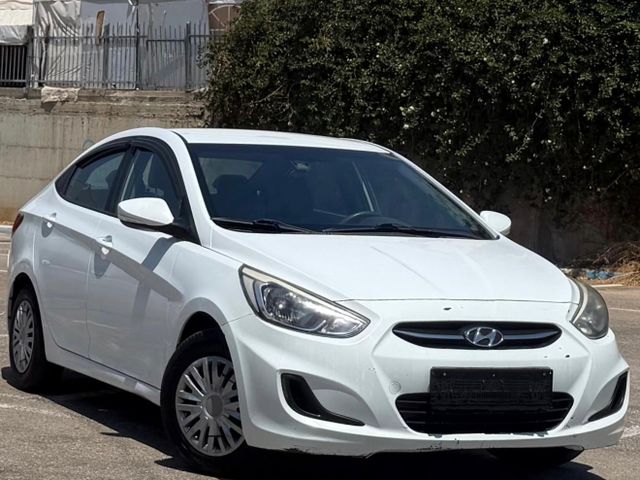 יונדאי אקסנט i25