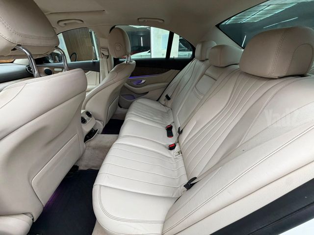 מרצדס-בנץ E-class
