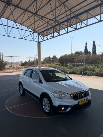 סוזוקי קרוסאובר