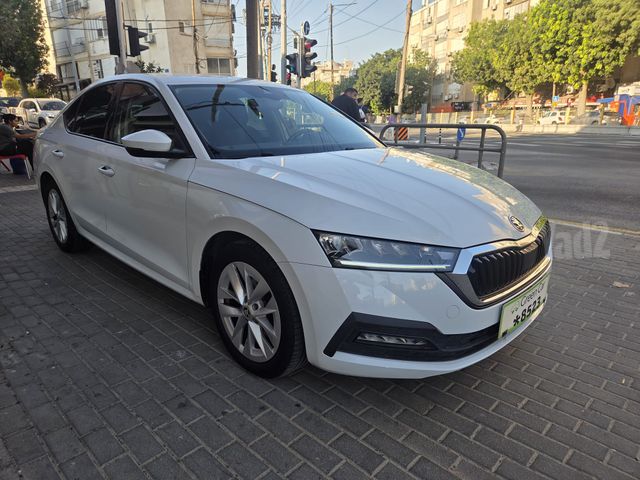 סקודה אוקטביה