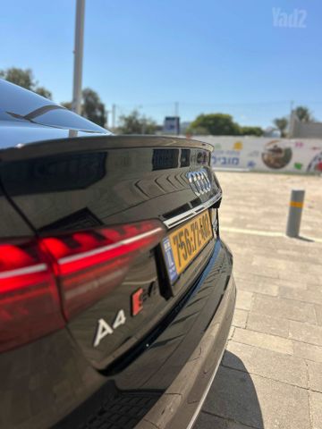 אאודי A4