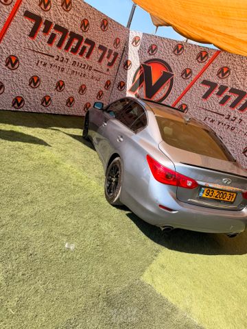 אינפיניטי Q50