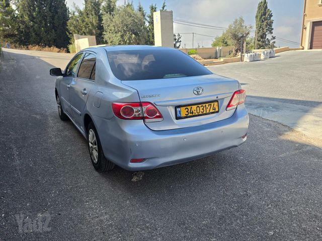 טויוטה קורולה