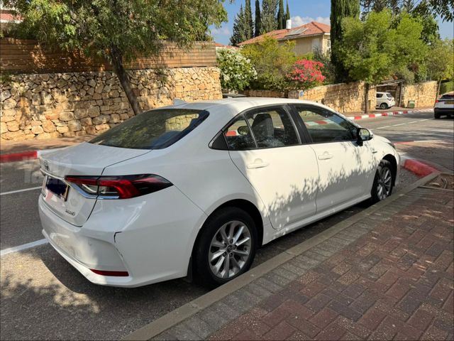 טויוטה קורולה