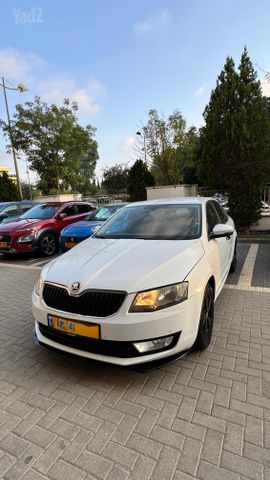 סקודה אוקטביה