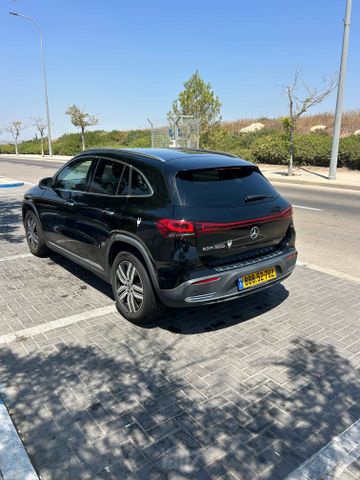 מרצדס-בנץ EQA