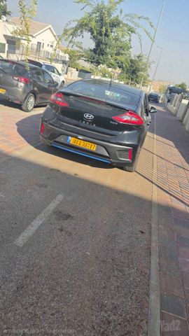 מודעת רכב יונדאי איוניק