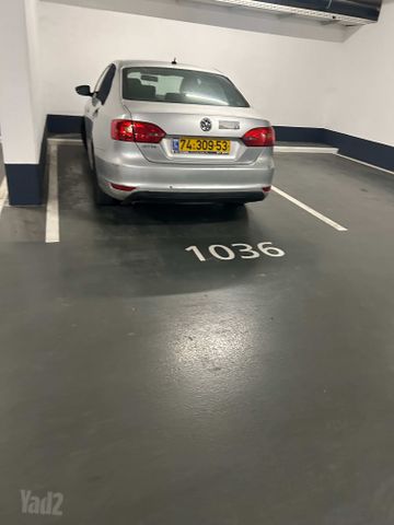 מודעת רכב פולקסווגן ג'טה
