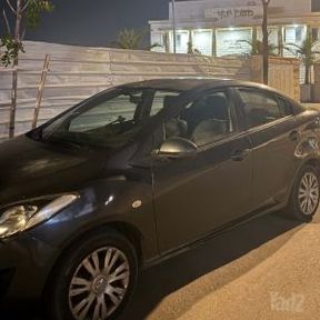מודעת רכב מאזדה 2