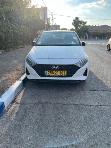 מודעת רכב יונדאי i20