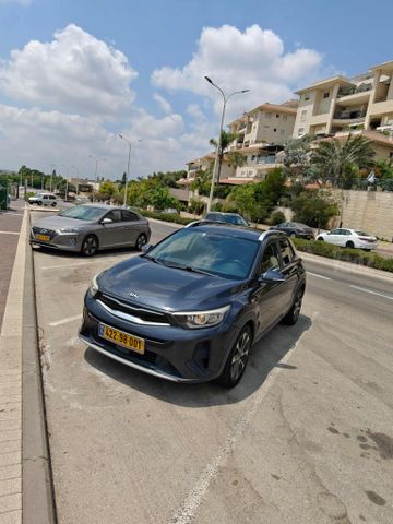 מודעת רכב קיה סטוניק