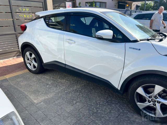 טויוטה C-HR