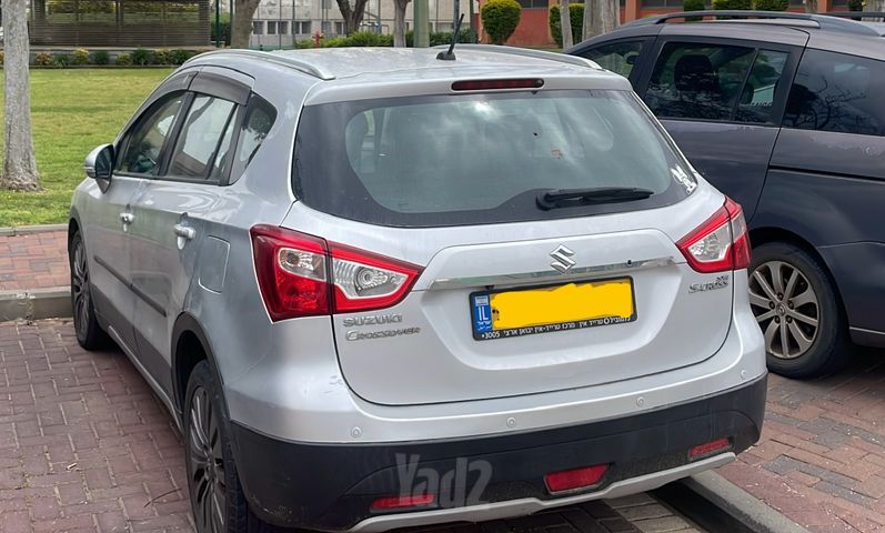 מודעת רכב סוזוקי קרוסאובר