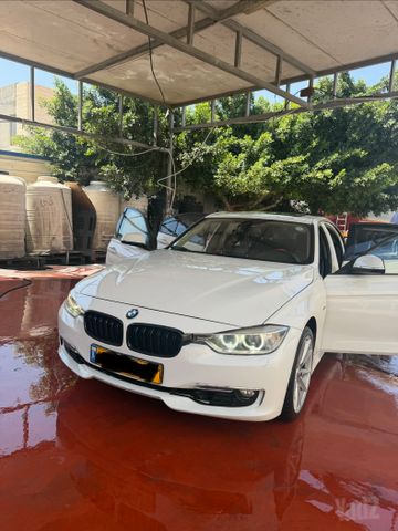 מודעת רכב ב מ וו סדרה 3