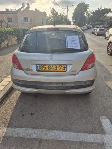 מודעת רכב פיג'ו 207