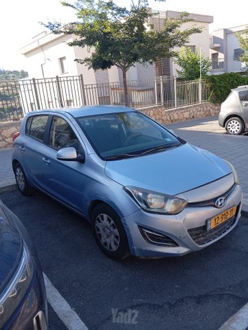 מודעת רכב יונדאי i20