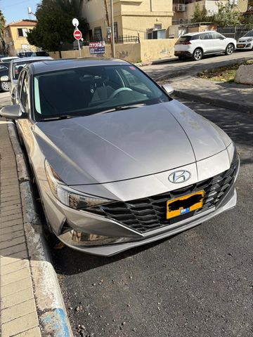 יונדאי אלנטרה